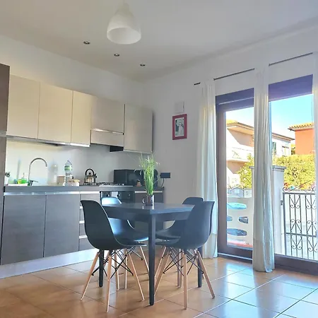 Apartment Of Fame - Gallery With Fully Equipped Kitchen, Separate Entrance, Free Parking Olbia