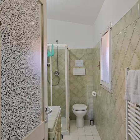 Of Fame Gallery Apartment Olbia