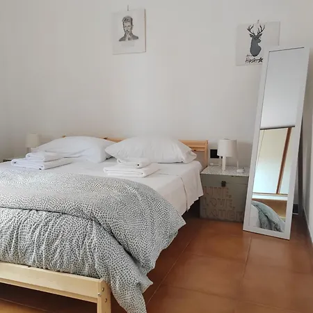 Of Fame Gallery Apartment Olbia