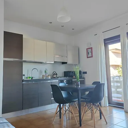 Of Fame - Gallery With Fully Equipped Kitchen, Separate Entrance, Free Parking *