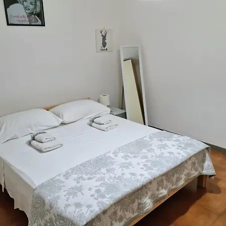 Appartement Of Fame - Gallery With Fully Equipped Kitchen, Separate Entrance, Free Parking Olbia
