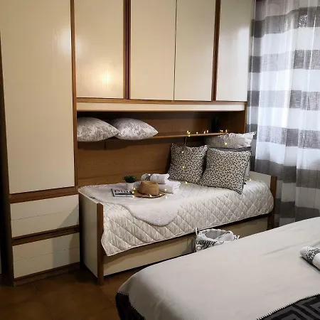 Of Fame - Gallery With Fully Equipped Kitchen, Separate Entrance, Free Parking * Ольбия