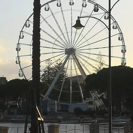 Of Fame - Gallery With Fully Equipped Kitchen, Separate Entrance, Free Parking شقة أولبيا