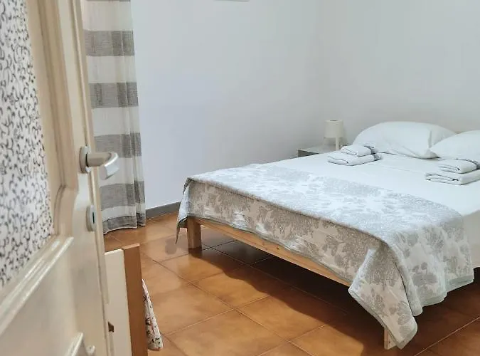 Appartement Of Fame - Gallery With Fully Equipped Kitchen, Separate Entrance, Free Parking *