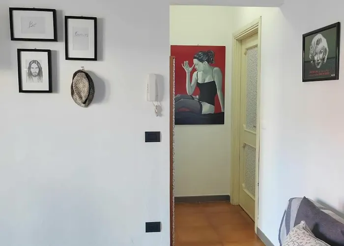 Of Fame - Gallery With Fully Equipped Kitchen, Separate Entrance, Free Parking Appartement