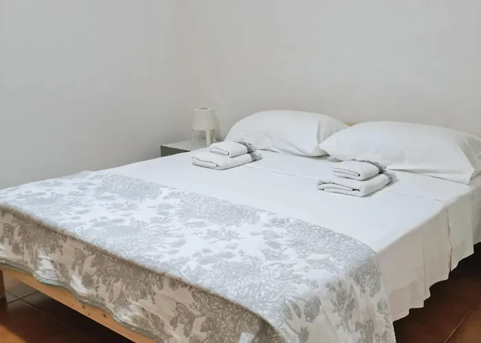 Lägenhet Of Fame - Gallery With Fully Equipped Kitchen, Separate Entrance, Free Parking *