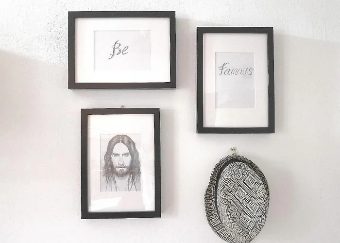 Of Fame - Gallery With Fully Equipped Kitchen, Separate Entrance, Free Parking Olbia